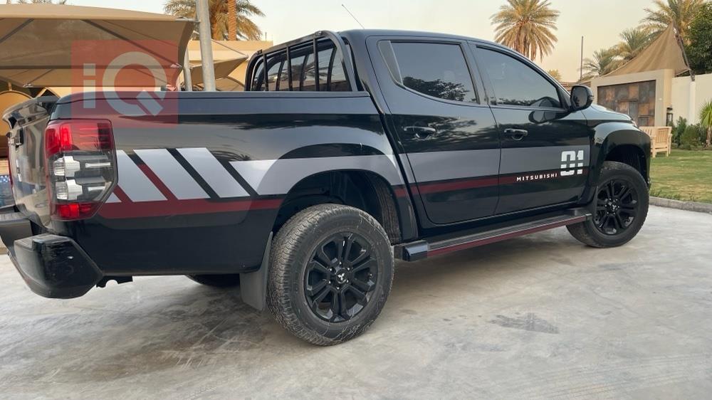 میتسوبیشی L200